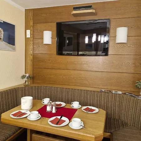 Gastehaus Kuen 3* Langenfeld